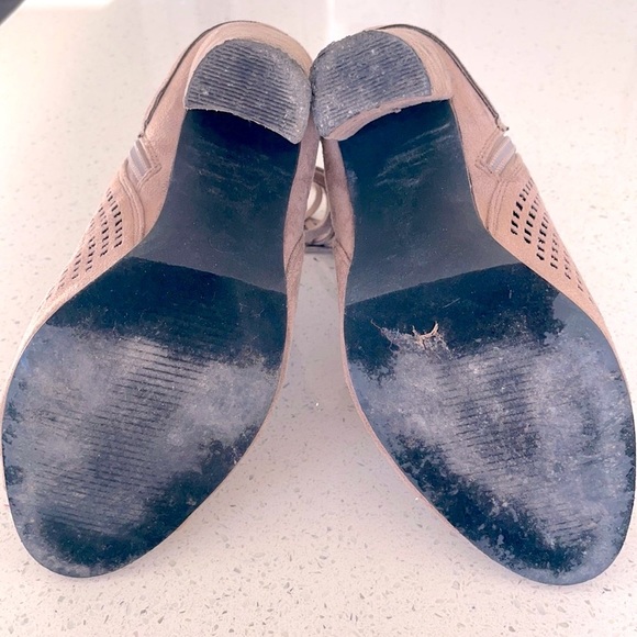 CATHERINE MALANDRINO | Shooties - Picture 3 of 6